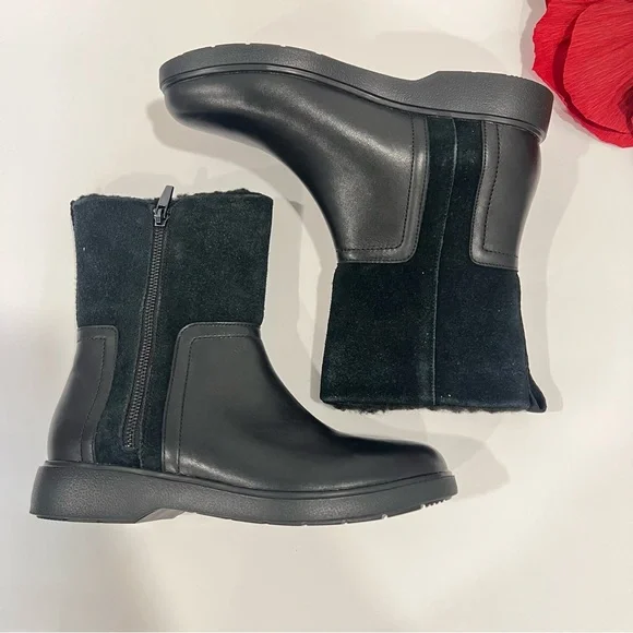 Unstructured By Clark’s Black Faux Fur Winter Boots - New Without Box - Reemoly - Picture 10 of 15